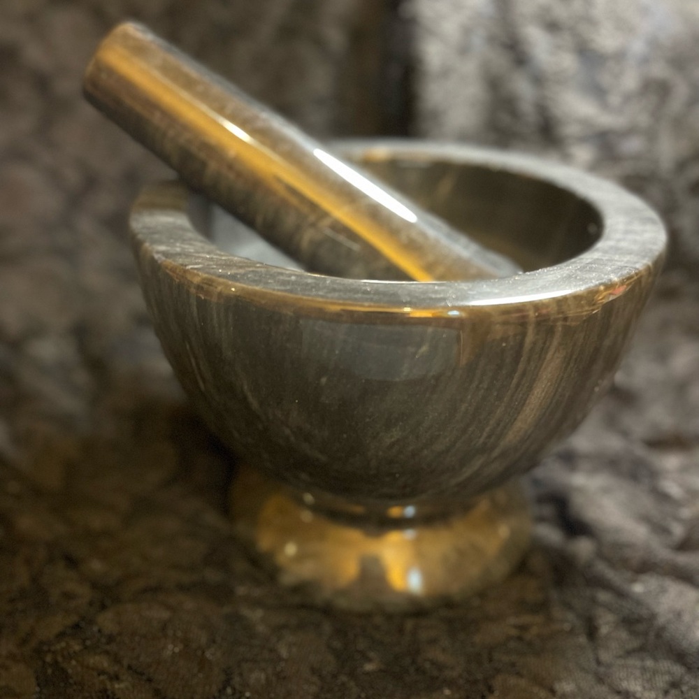 Crate & Barrel Marble Mortar And Pestle